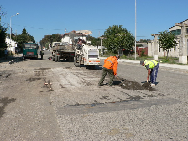 5 lucrari pregatitoare str Armatei 1.jpg